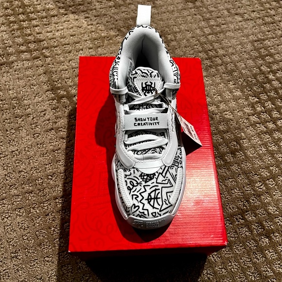 NIB RARE Adidas | D.O.N. Issue #3 basketball shoes - Picture 3 of 6